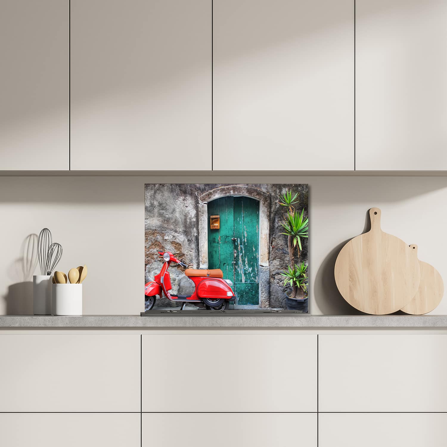 Eigen afmeting spatscherm-op-maat Keuken - Hittebestendig gehard glas - Retro Scooter bij Oude Deur