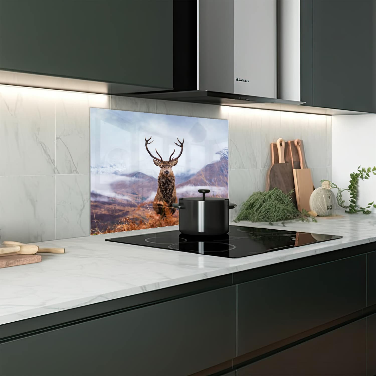 Eigen afmeting spatscherm-op-maat Keuken - Hittebestendig gehard glas - Hert in de Bergen