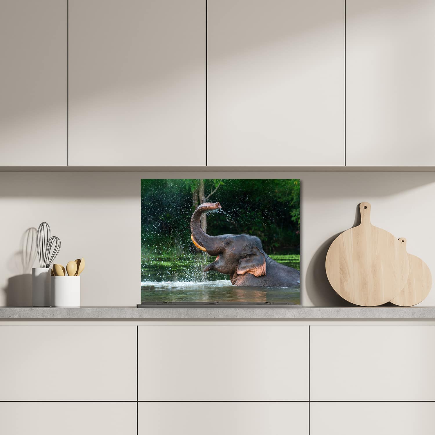 Eigen afmeting spatscherm-op-maat Keuken - Hittebestendig gehard glas - Badende Olifant