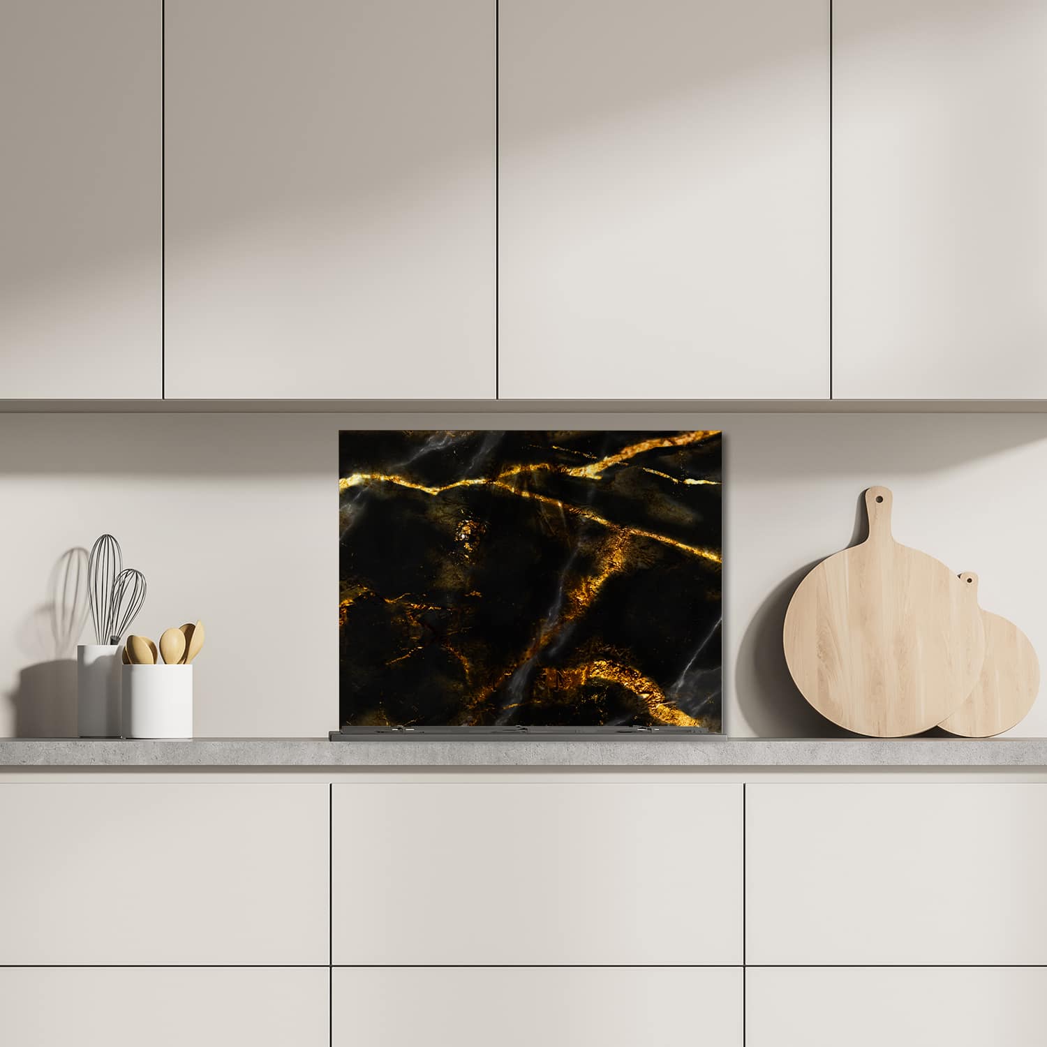 Eigen afmeting spatscherm-op-maat Keuken - Hittebestendig gehard glas - Gouden Aders op Zwart Marmer