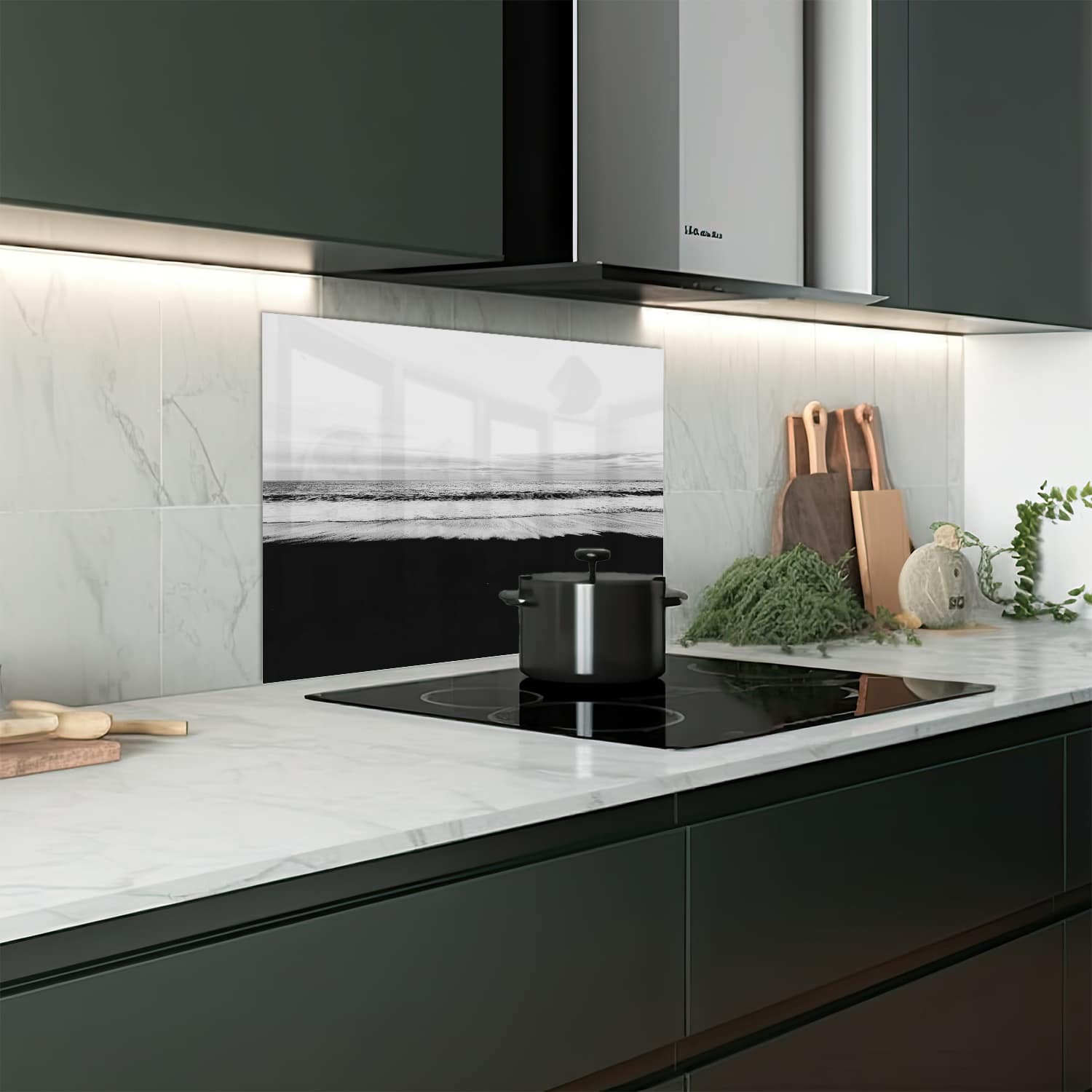 Eigen afmeting spatscherm-op-maat Keuken - Hittebestendig gehard glas - Zwart-Wit Strand