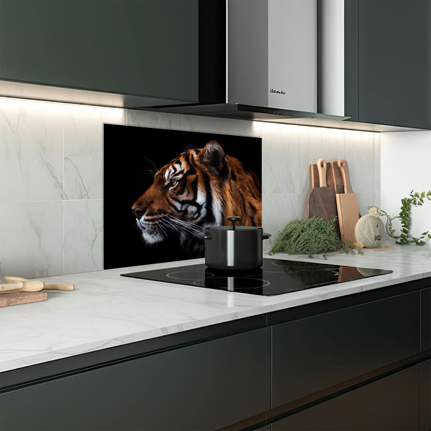 Eigen afmeting spatscherm-op-maat Keuken - Hittebestendig gehard glas - Zijportret van Tijger