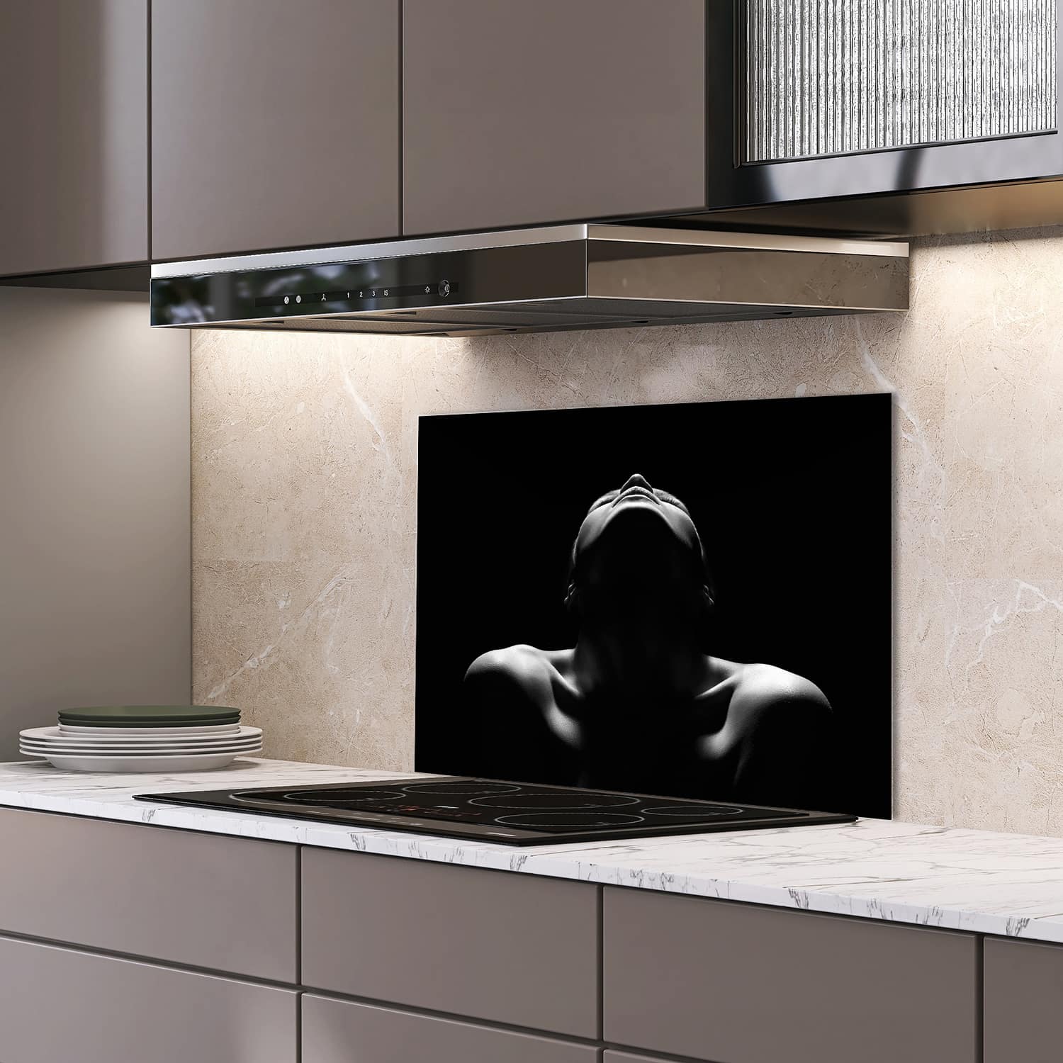 Eigen afmeting spatscherm-op-maat Keuken - Hittebestendig gehard glas - Vrouw in Zwart-Wit