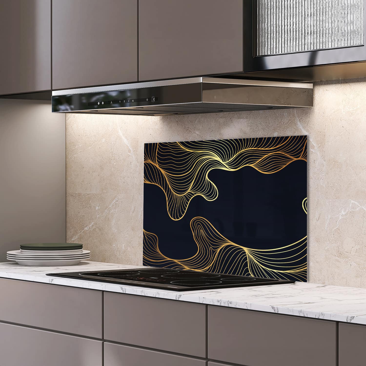 Eigen afmeting spatscherm-op-maat Keuken - Hittebestendig gehard glas - Zwarte achtergrond met gouden lijnen