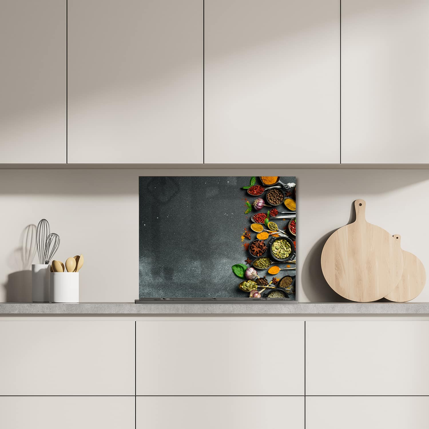 Eigen afmeting spatscherm-op-maat Keuken - Hittebestendig gehard glas - Kruiden op Donkere Steen