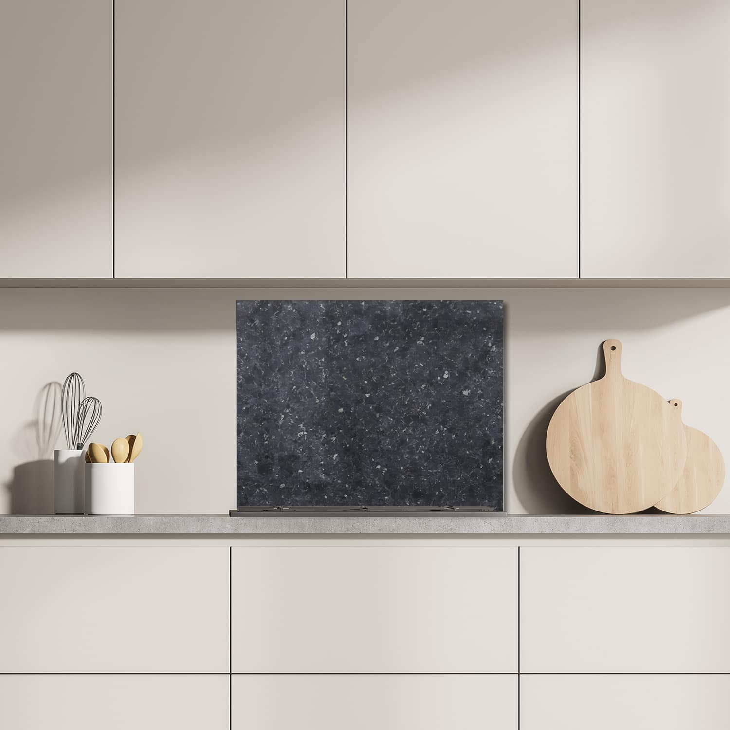 Eigen afmeting spatscherm-op-maat Keuken - Hittebestendig gehard glas - Zwarte Graniet