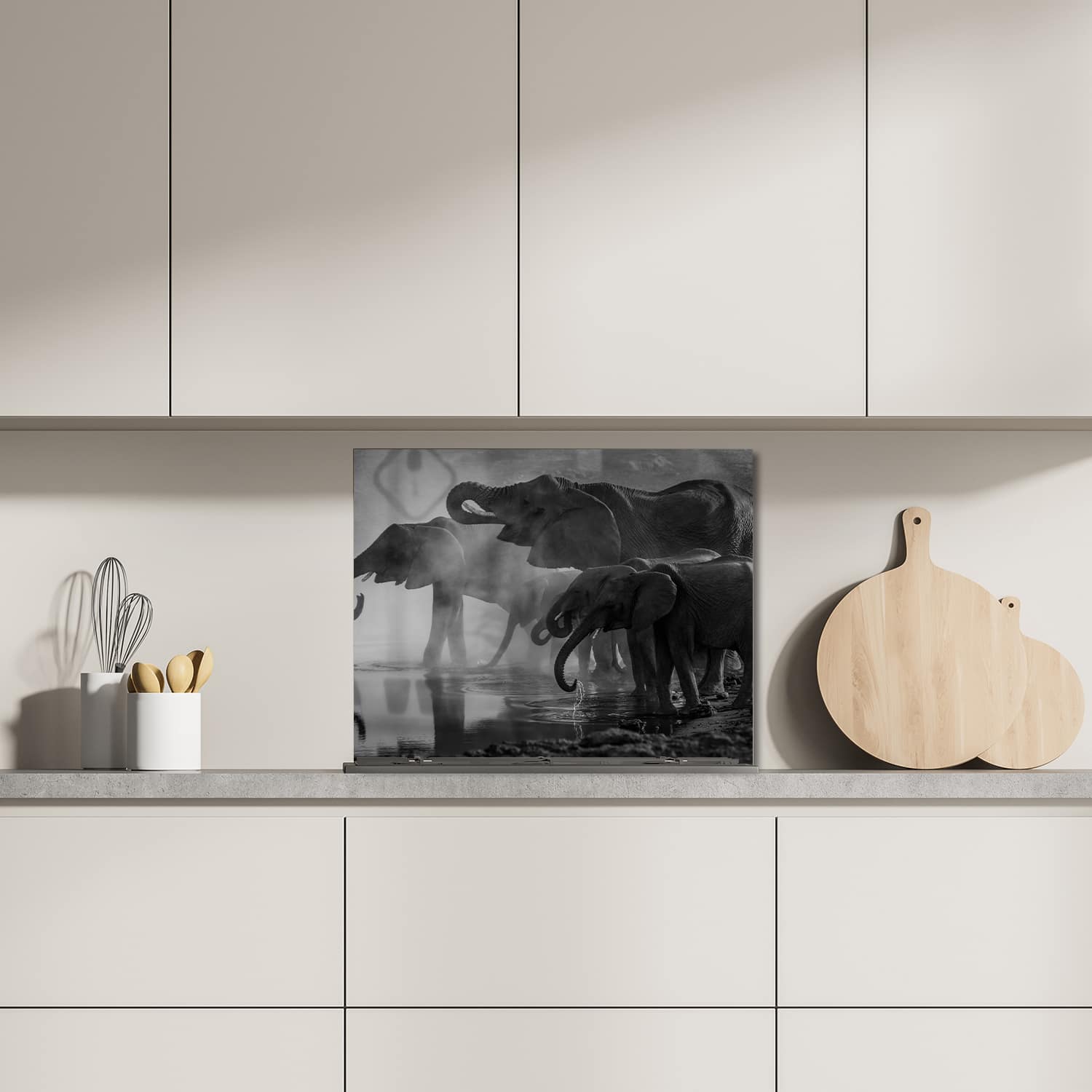 Eigen afmeting spatscherm-op-maat Keuken - Hittebestendig gehard glas - Zwart-Wit Olifanten
