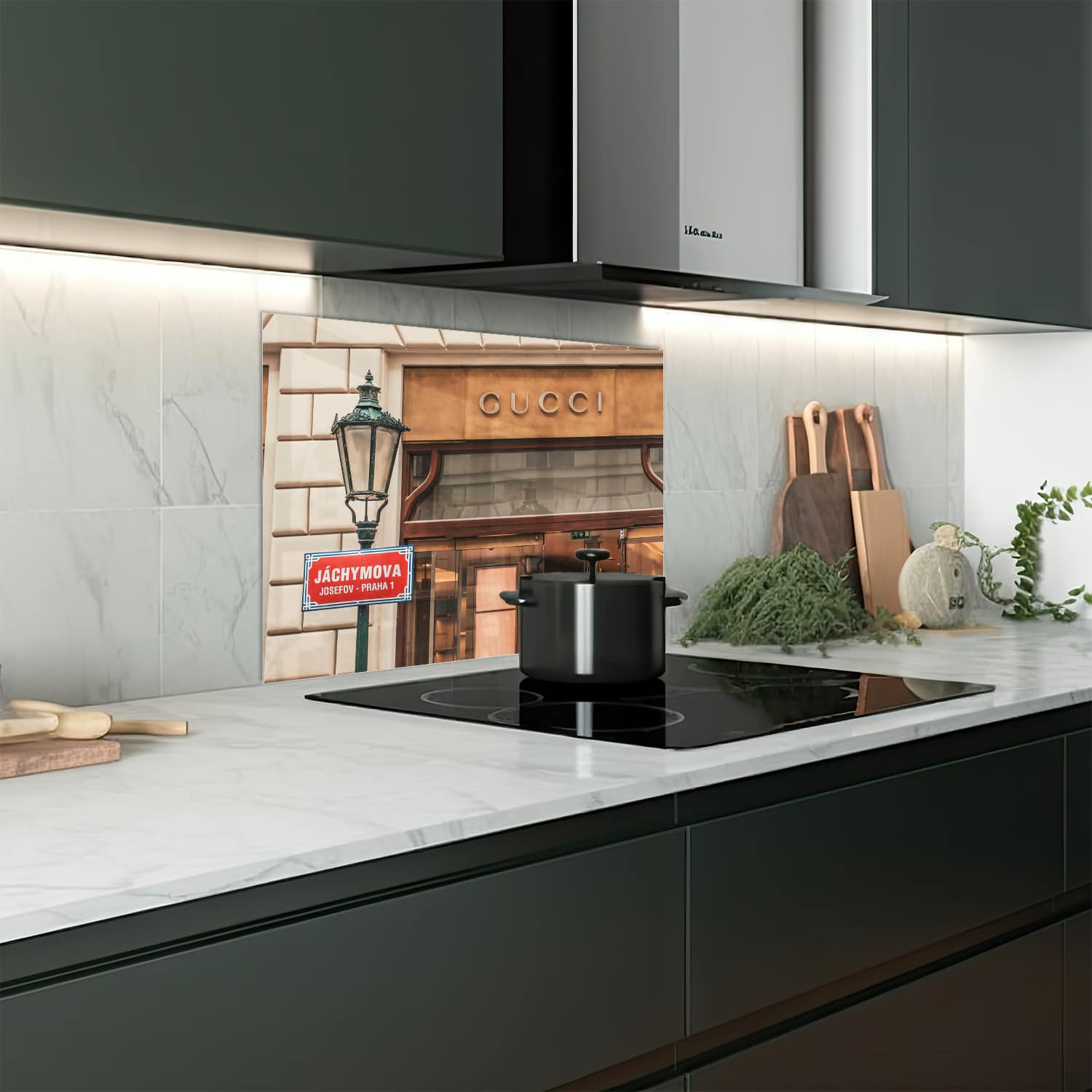 Eigen afmeting spatscherm-op-maat Keuken - Hittebestendig gehard glas - Gucci Winkel Front