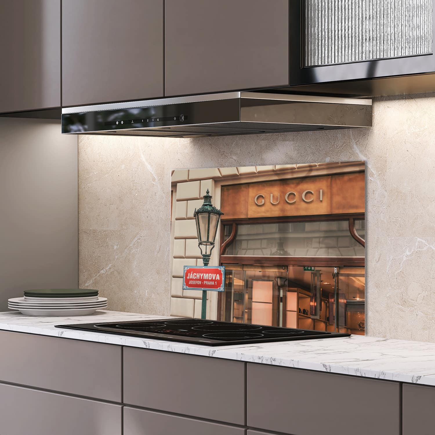 Eigen afmeting spatscherm-op-maat Keuken - Hittebestendig gehard glas - Gucci Winkel Front