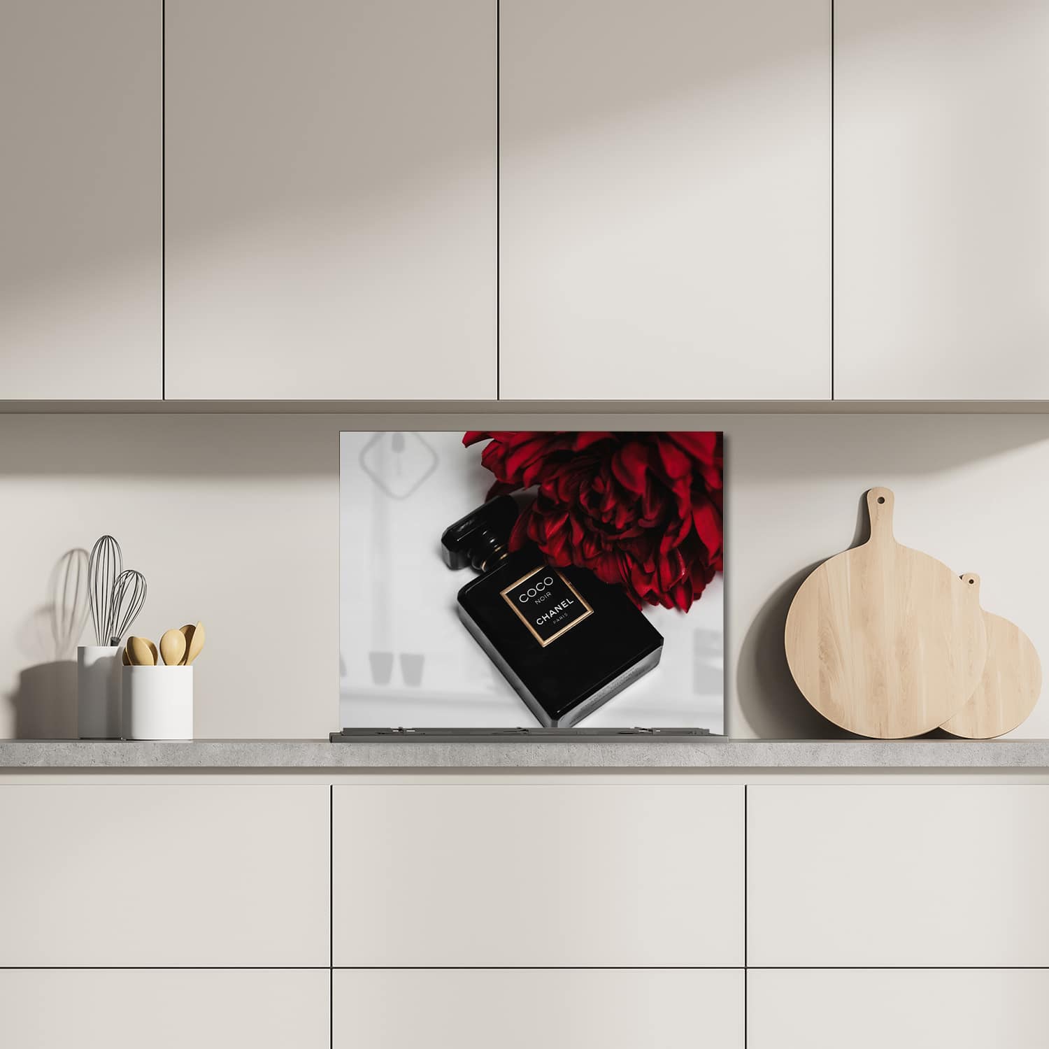 Eigen afmeting spatscherm-op-maat Keuken - Hittebestendig gehard glas - Coco Chanel Parfum