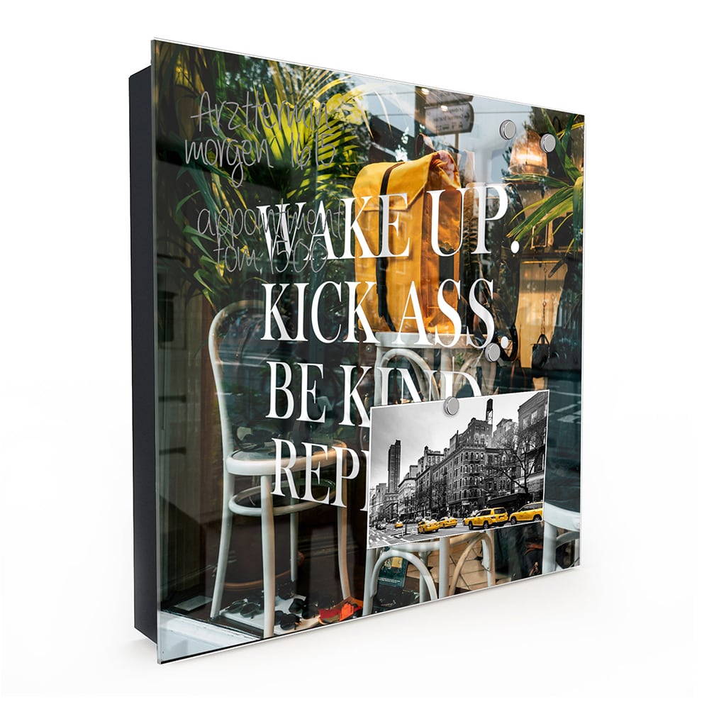 Sleutelkastje - Gehard Glas - Wake up, Kick ass, Be Kind, Repeat