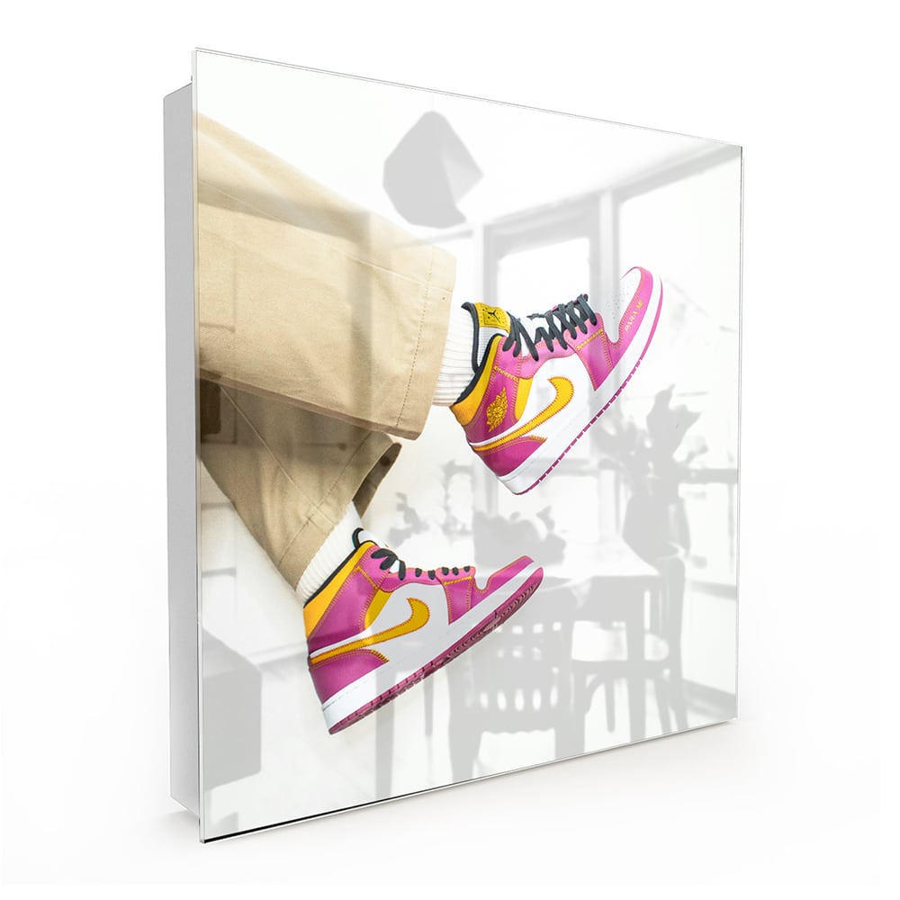 Sleutelkastje - Gehard Glas - Roze Jordans