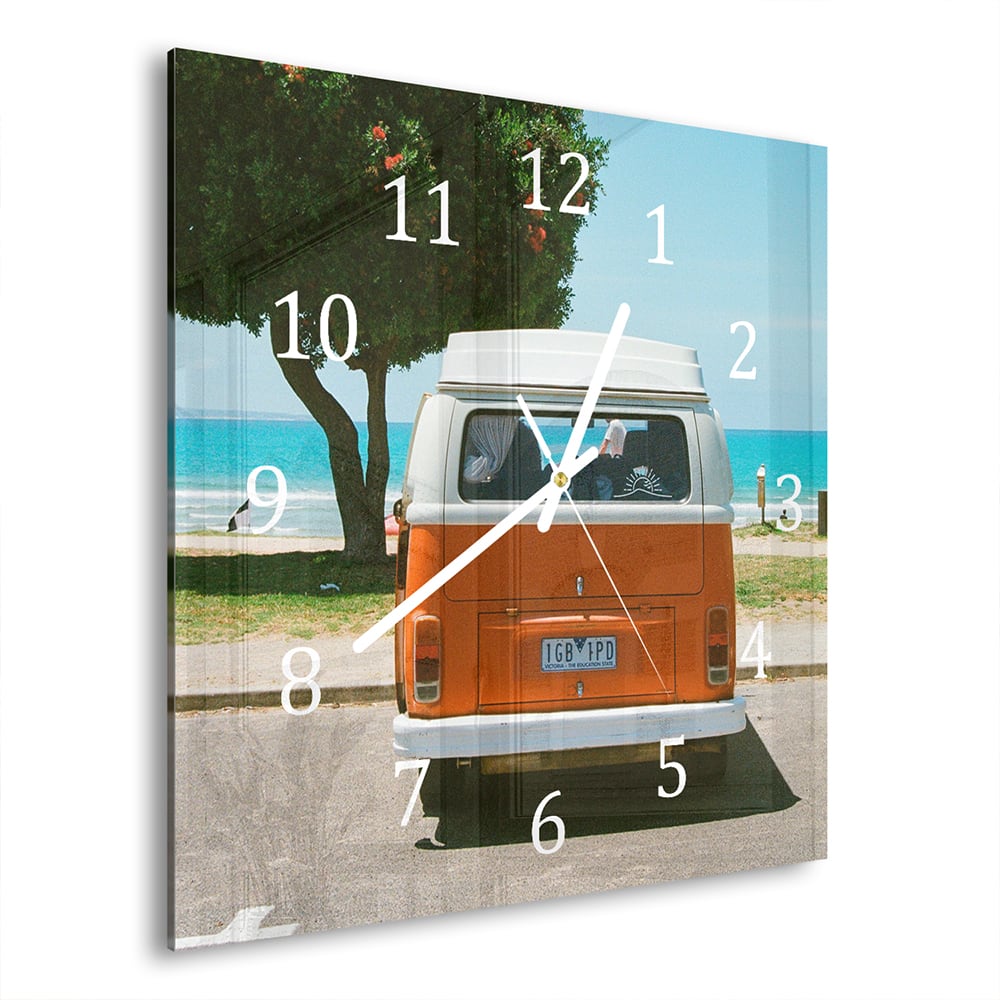Wandklok Camper voor het Strand 30x30 cm gehard glas