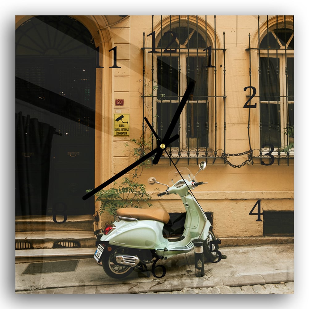 Wandklok 30x30 - Gehard Glas - Vespa Groen