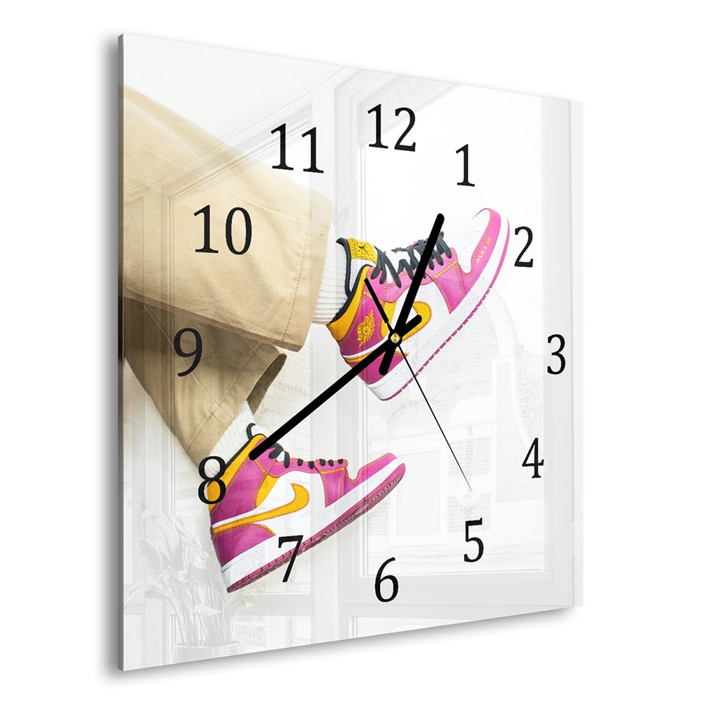 Wandklok 30x30 - Gehard Glas - Roze Jordans