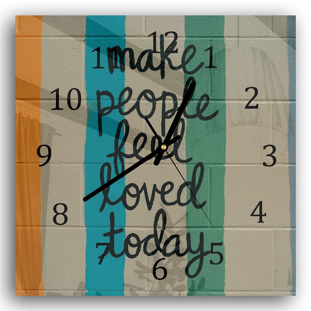 Wandklok 30x30 - Gehard Glas - Make People Feel Loved Today