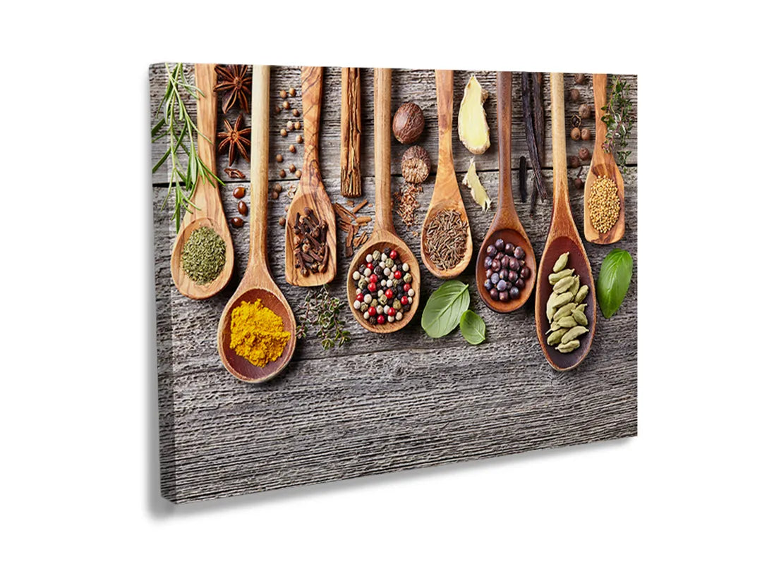 Metalen magneetbord met een mooie weergave van kruiden en specerijen
