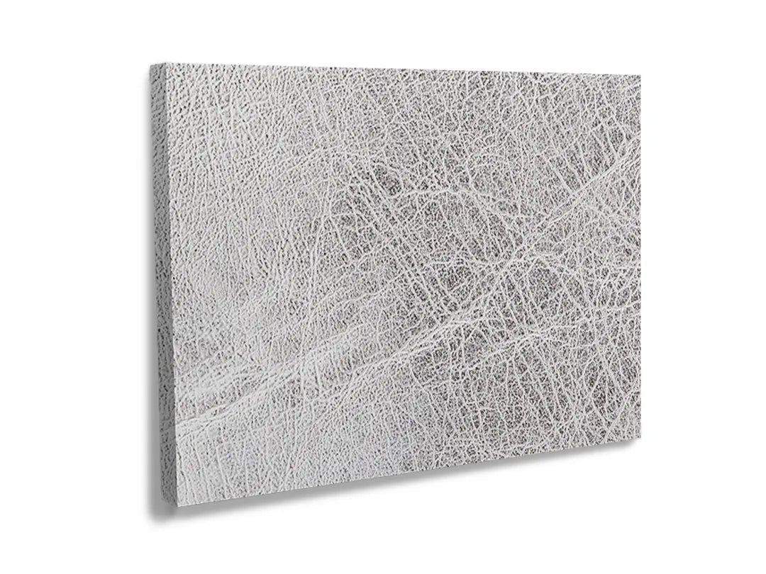 Stijlvol metalen bord met een unieke witte textuur