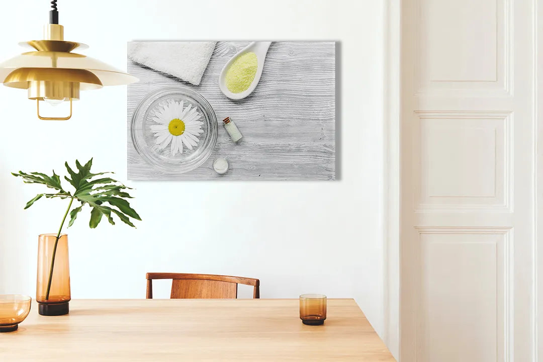 Metalen magneetbord met een bloem en wellness accessoires – droog uitwisbaar & magnetisch