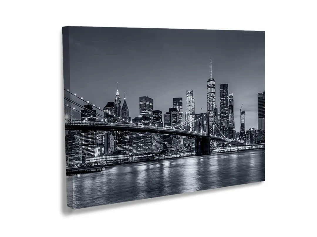 Metalen bord met zwart-wit afbeelding van de New York skyline