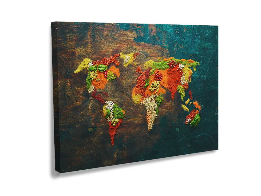 Metalen magneetbord met wereldkaart gemaakt van specerijen