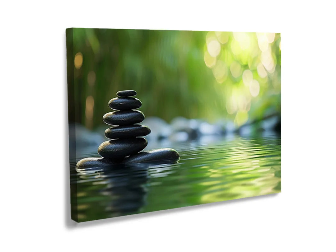 Metalen magneetbord met zen stenen op een rustige achtergrond.