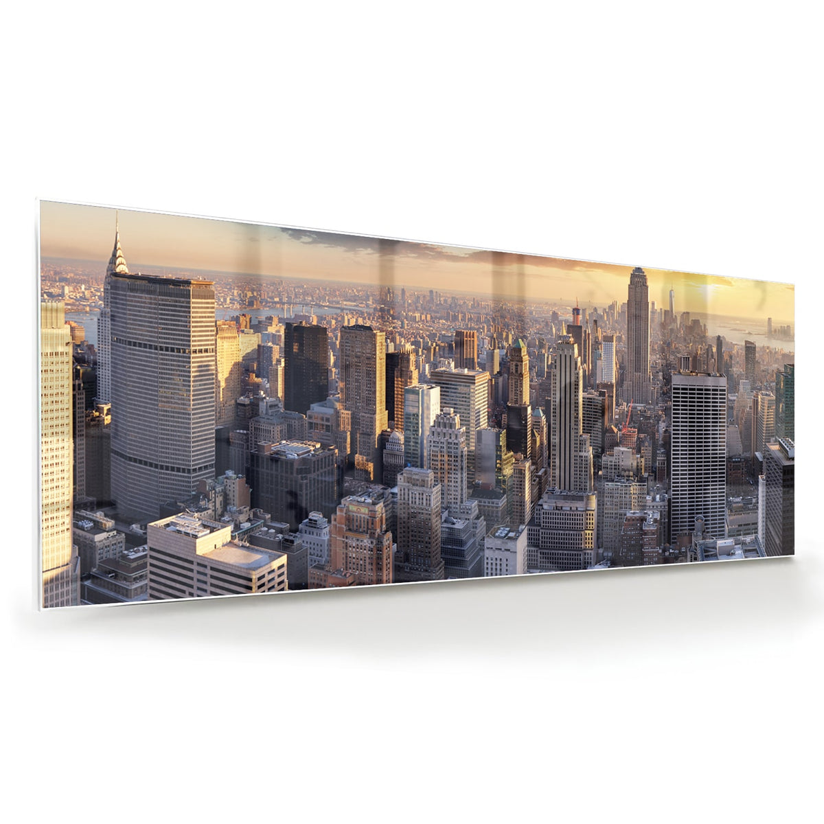 Glazen schilderij van de skyline van New York bij zonsondergang.