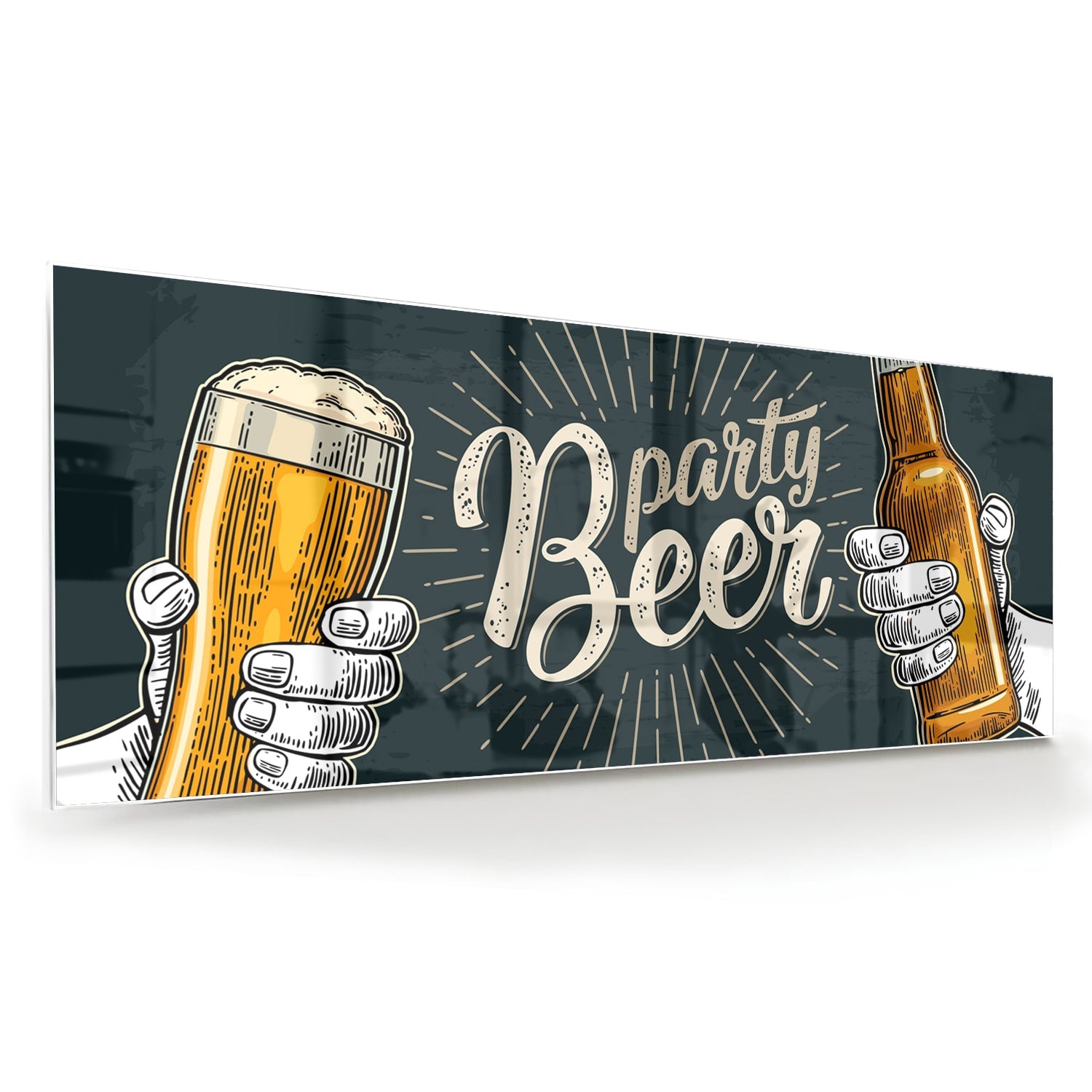 Feestelijk glazen schilderij met twee handen die bier vasthouden.