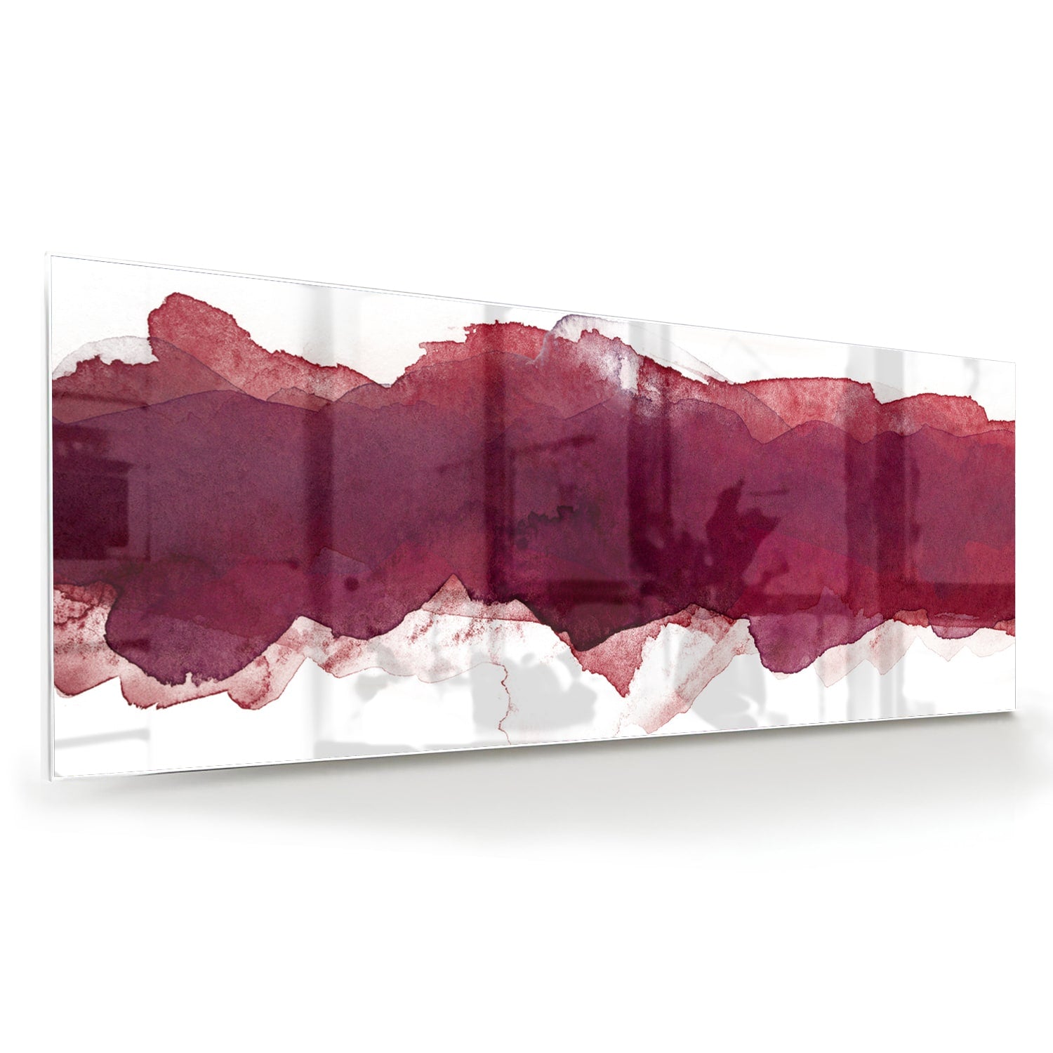 Abstract glas schilderij in dieprood gehangen boven een moderne kast
