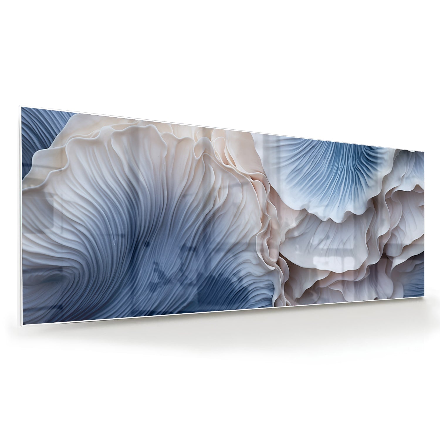 Glazen schilderij met blauw-witte patronen in modern interieur