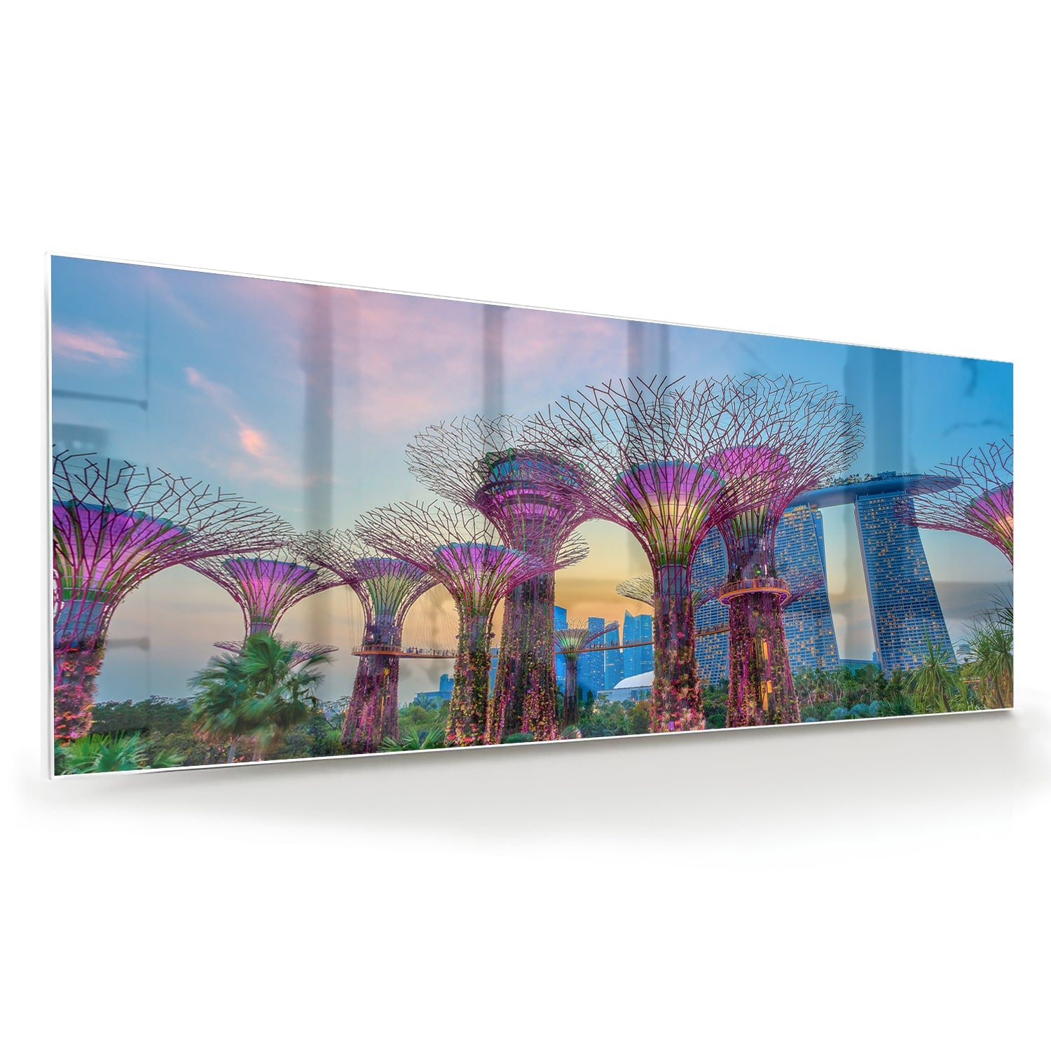Glazen schilderij van de Boom van het Leven in Singapore met kleurrijke details