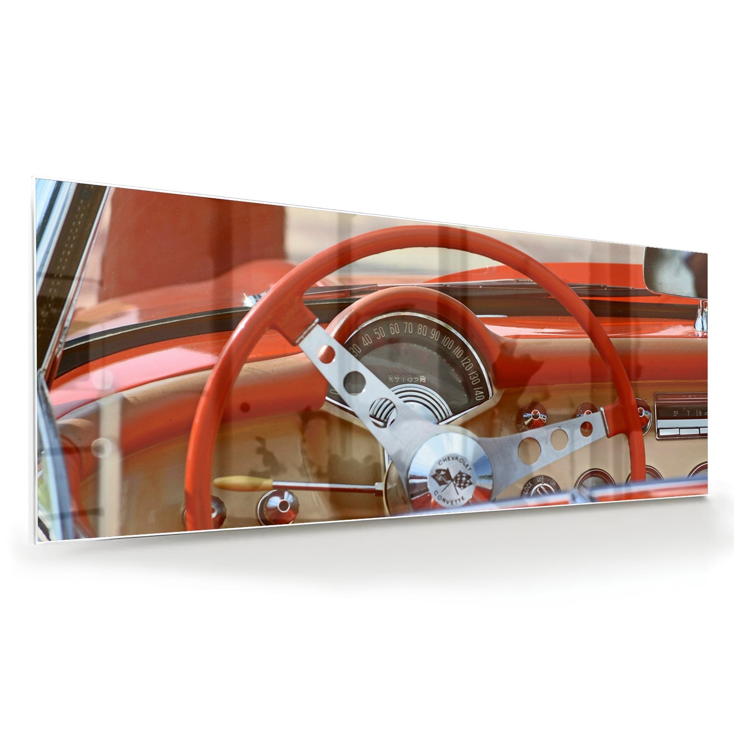 Glazen schilderij van een retro auto interieur met een rood stuur