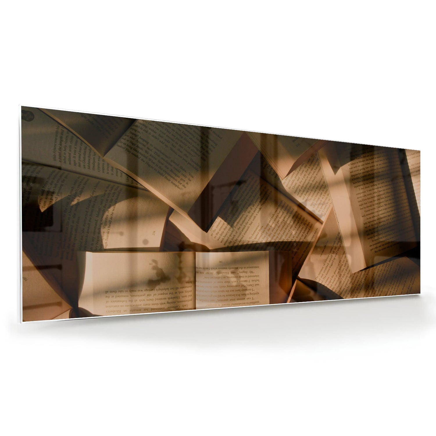 Glazen schilderij met abstracte vormen in moderne woonkamer