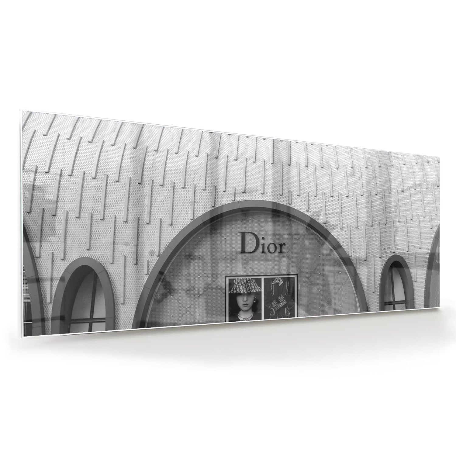 Glazen schilderij van de Dior etalage in zwart-wit, perfect voor interieurdecoratie