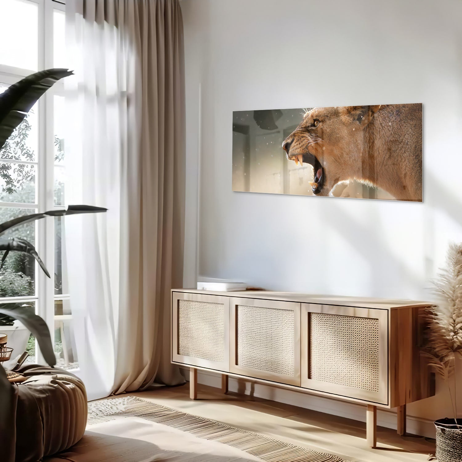 Glazen schilderij van een brullende leeuw, bijzonder kunstwerk voor aan de muur.