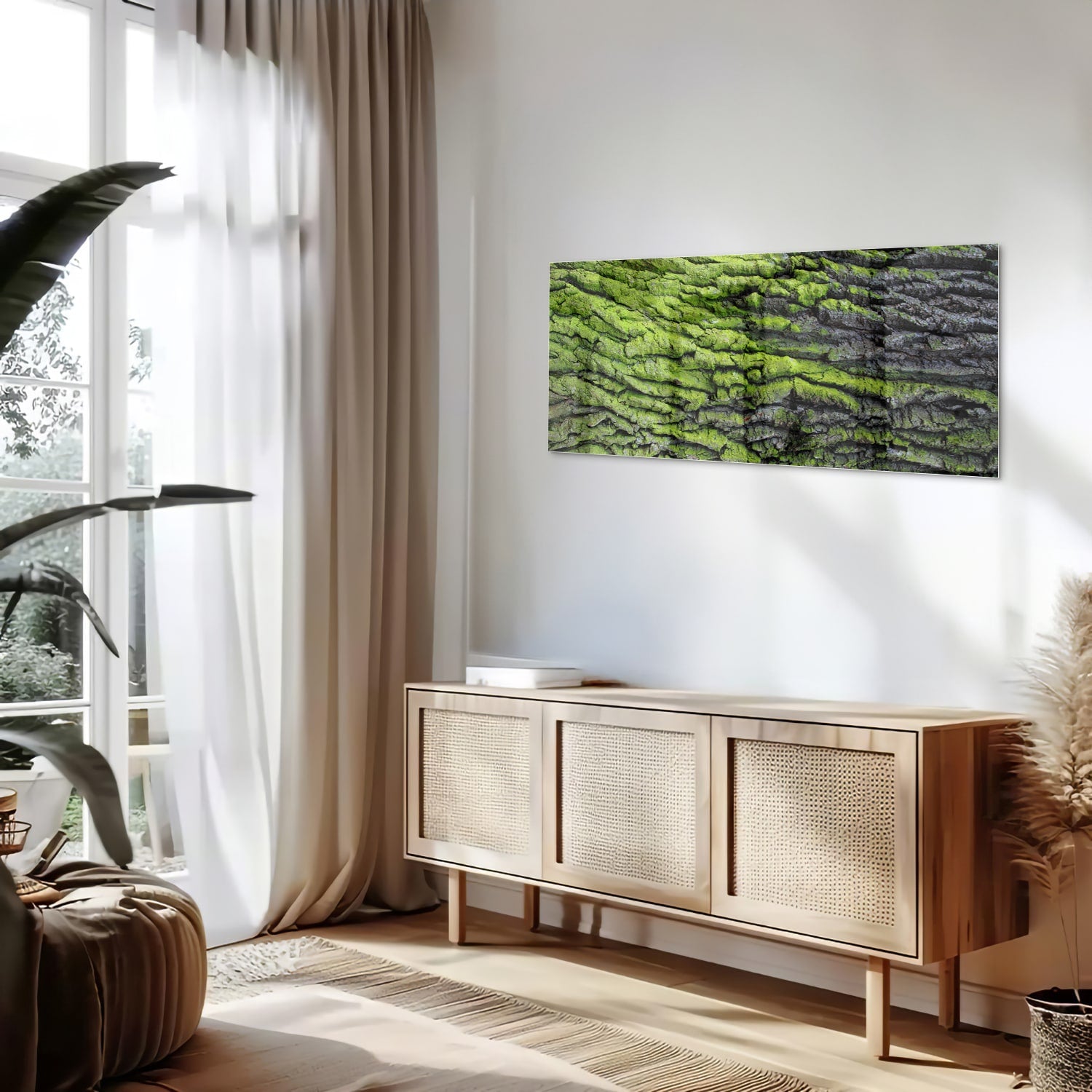 Glazen schilderij met groene mosachtige textuur aan een muur