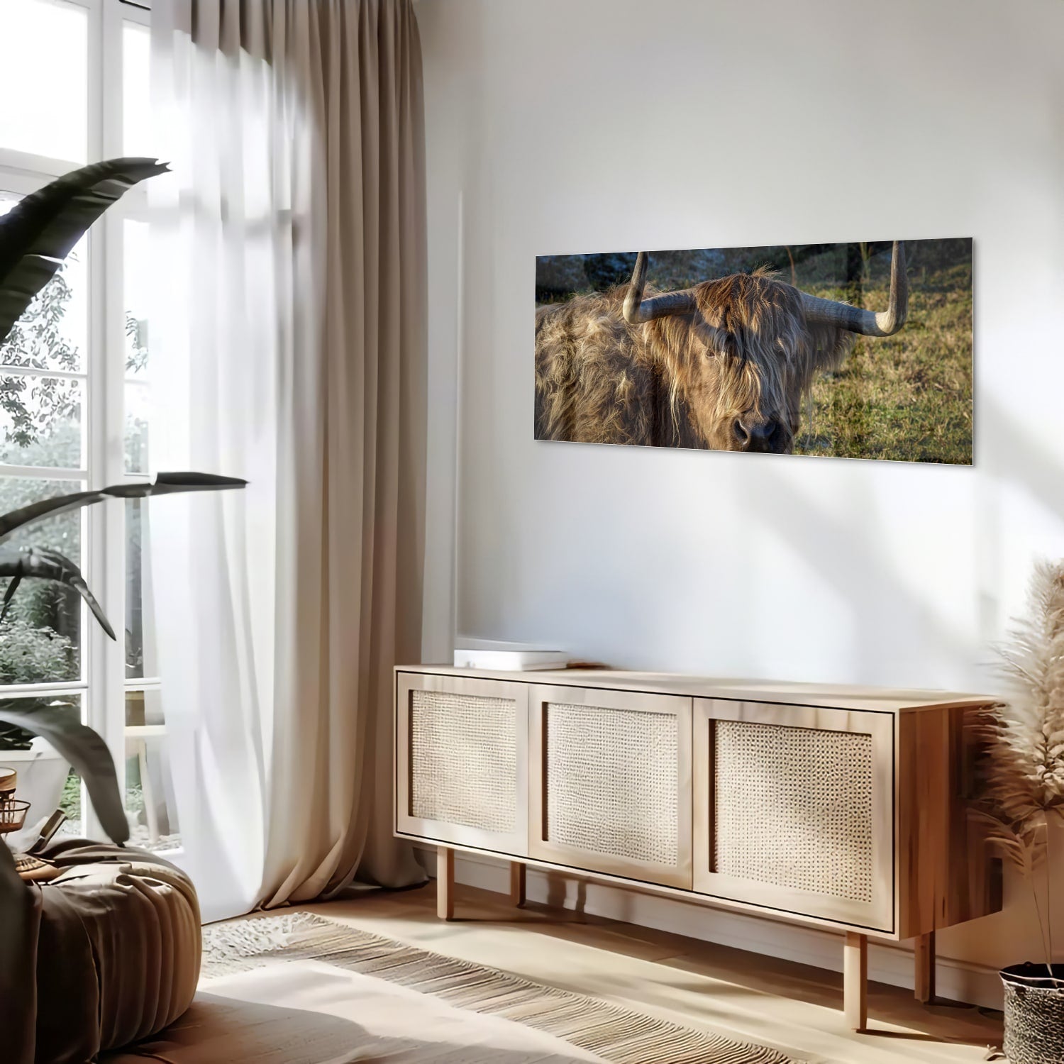 Glazen schilderij van een Highlander rund in een groene omgeving