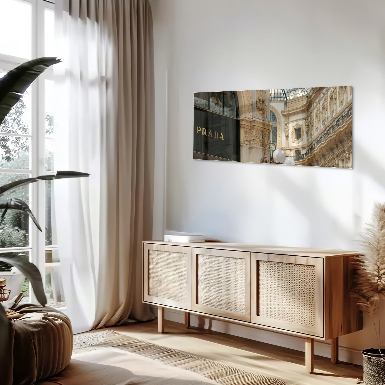 Glazen schilderij van een luxe boetiek met elegante details