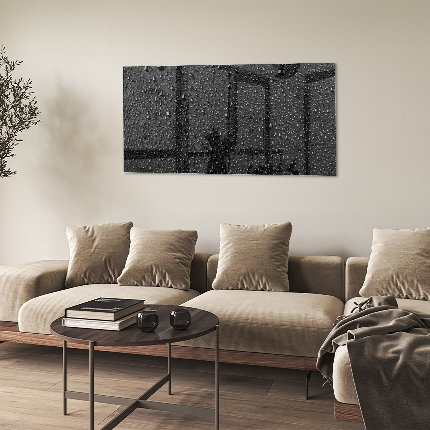 Glas schilderij met druppels op een zwart oppervlak, ideaal voor moderne interieurs.