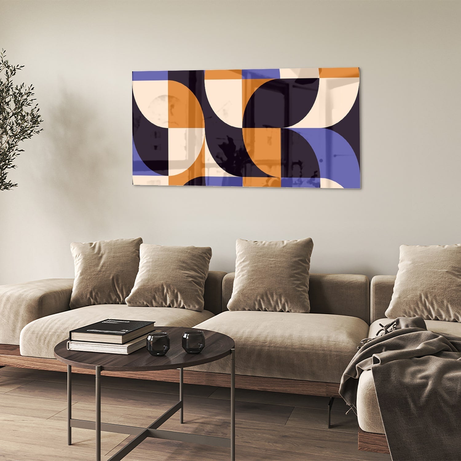 Abstract glazen schilderij met blauwe en oranjekleurige vormen, perfect voor moderne interieurs.