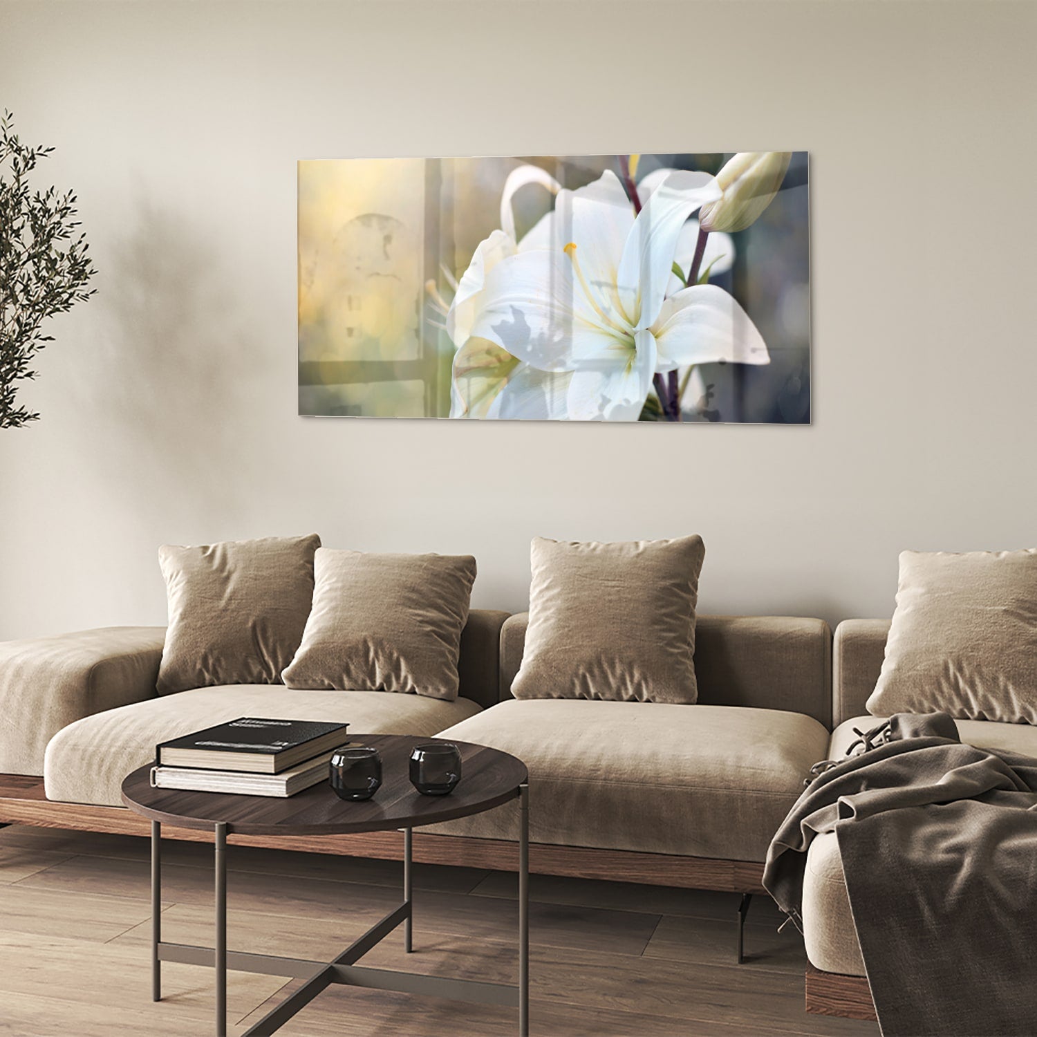 Elegant glazen schilderij van een witte lelie aan de muur