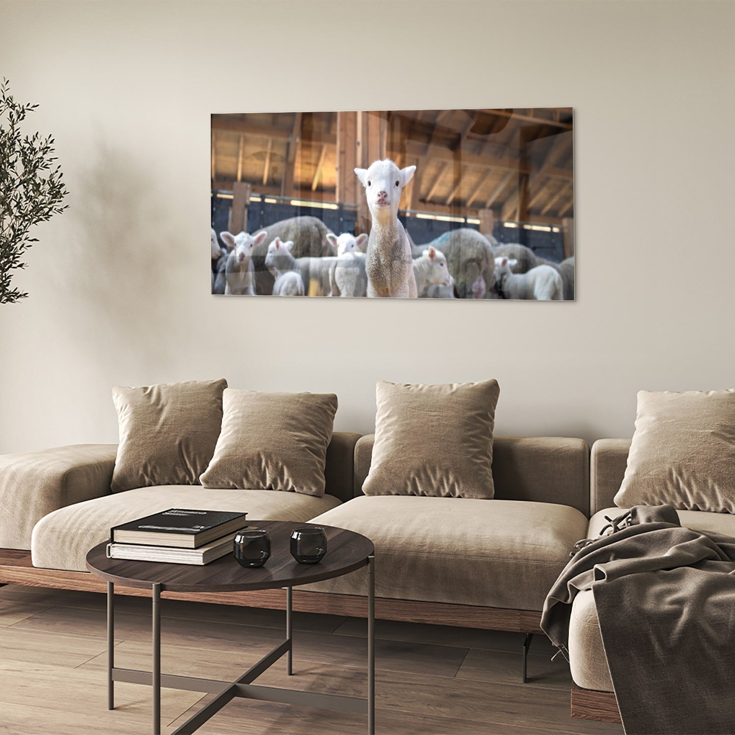 Glazen schilderij met lammetjes in een stal, perfect voor huisdecoratie.