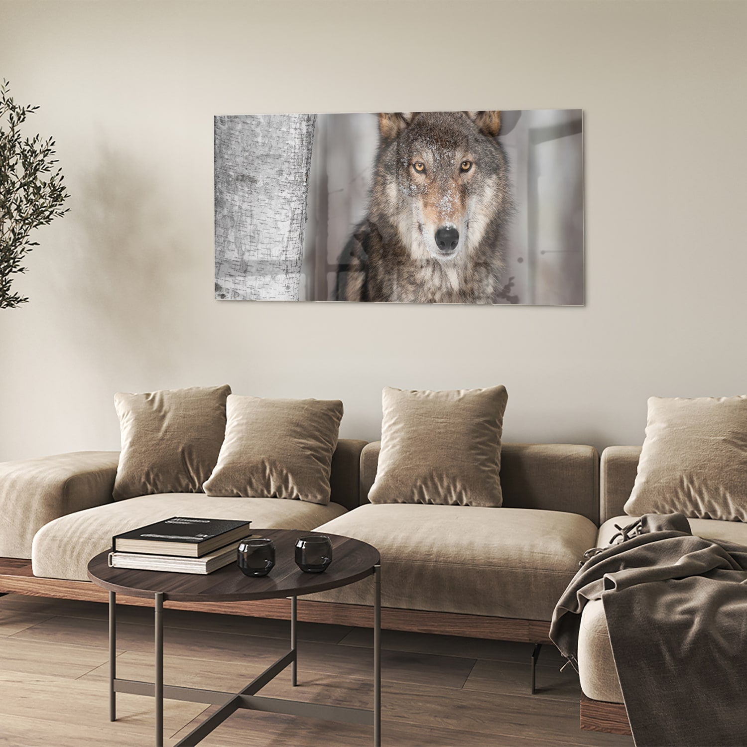 Glazen schilderij van een wolf met indrukwekkende blik in een interieur