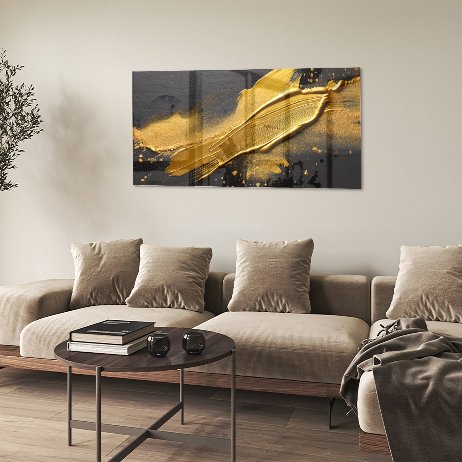 Modern glazen schilderij met gouden strepen op een zwarte achtergrond.