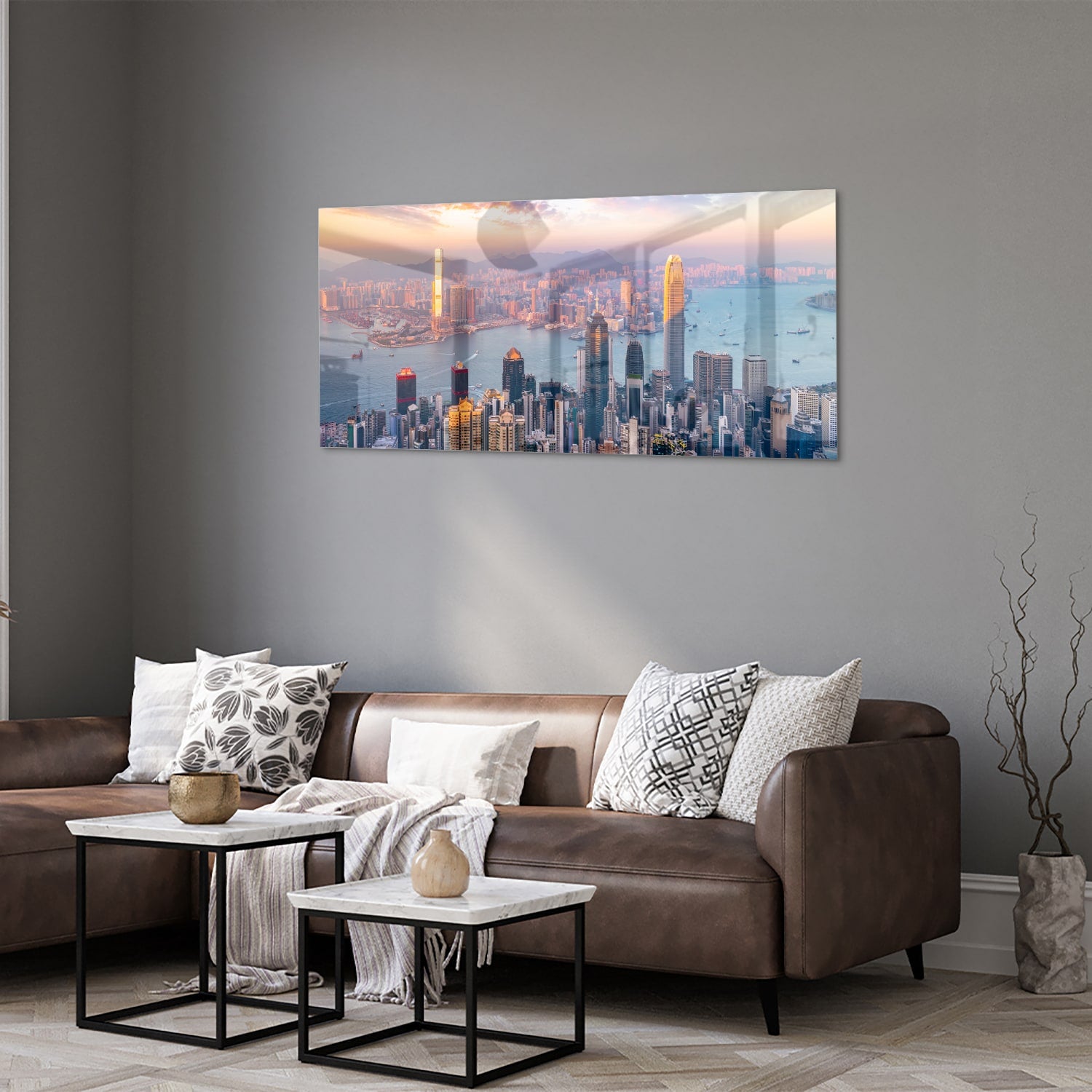 Glazen schilderij van een stadsgezicht met zonsondergang, perfect voor inrichting