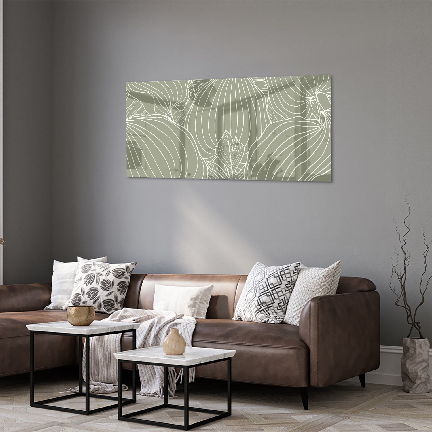 Glazen schilderij met lijnen in aardetinten aan de muur, stijlvolle woonkamer