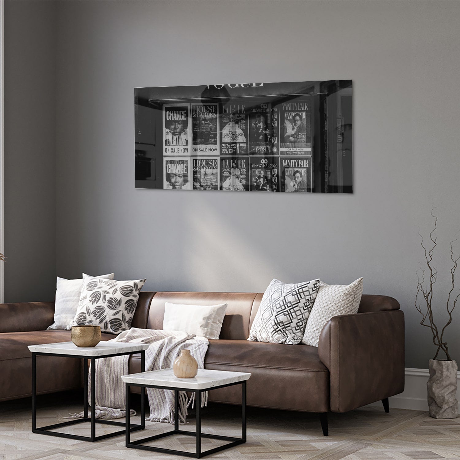 Glazen schilderij van Vogue met modecovers in modern interieur
