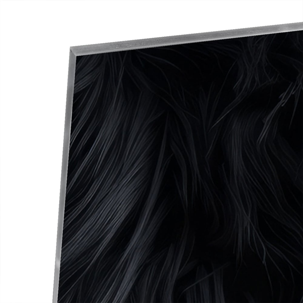 Zwart glazen schilderij met abstracte patronen aan de muur