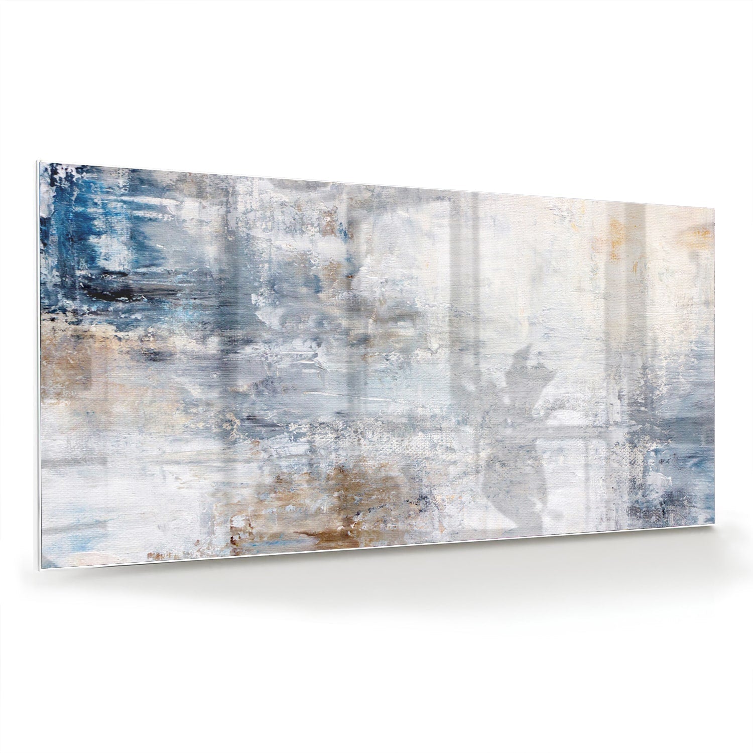 Abstract glazen schilderij met blauwe en neutrale tinten in woonkamer
