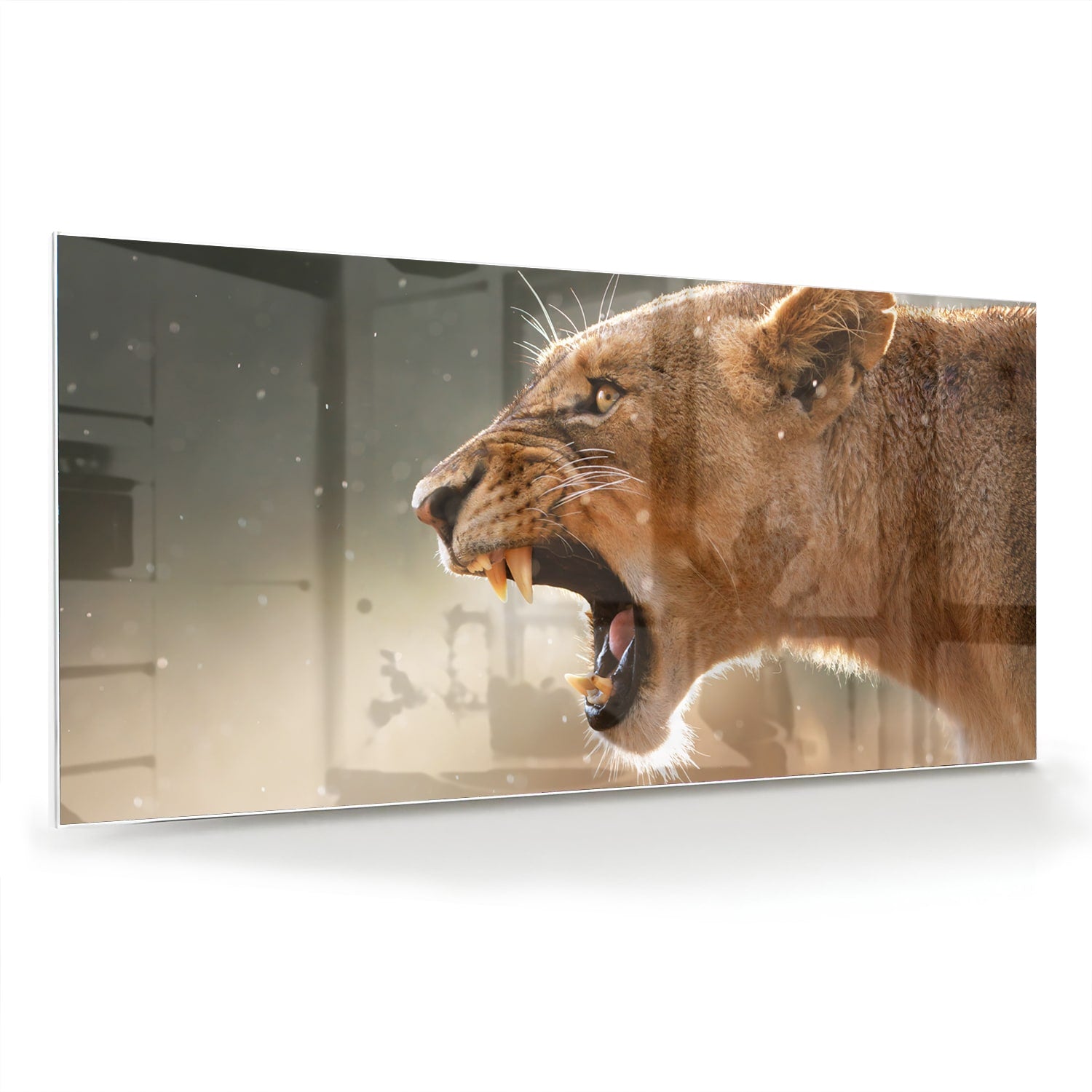 Glazen schilderij van een brullende leeuw, bijzonder kunstwerk voor aan de muur.
